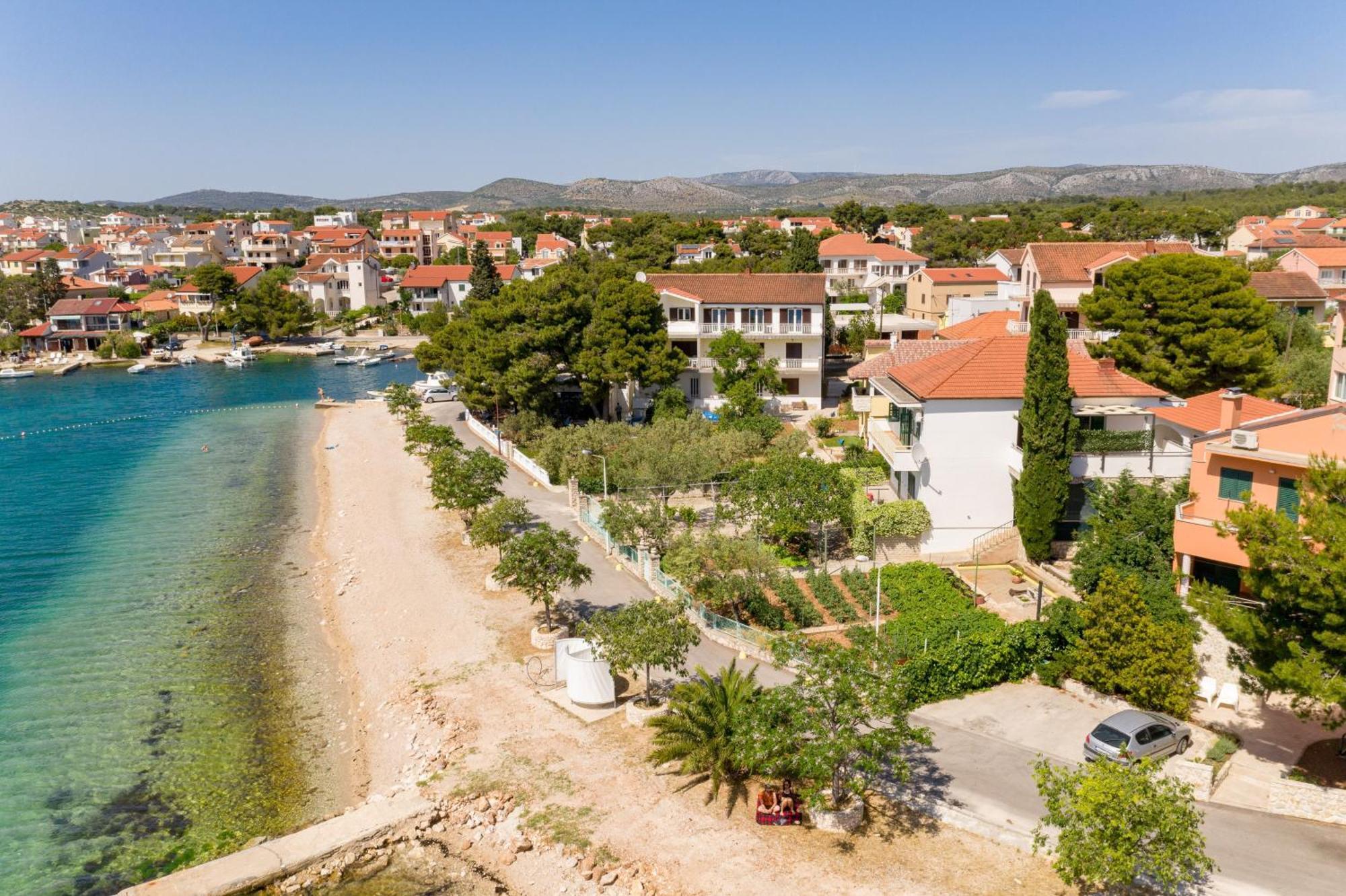 Family Friendly Seaside Apartments Brodarica, Sibenik - 4833 Brodarica  Exteriör bild