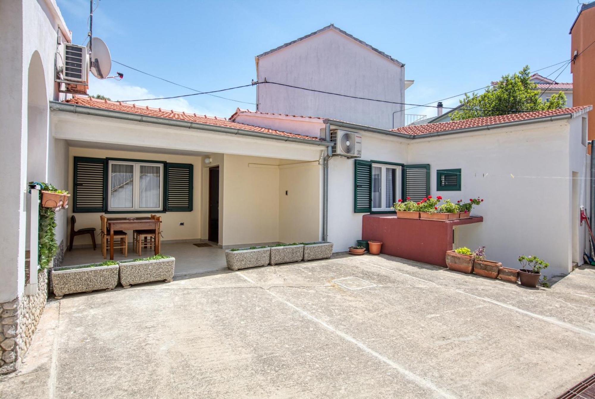 Family Friendly Seaside Apartments Brodarica, Sibenik - 4833 Brodarica  Exteriör bild